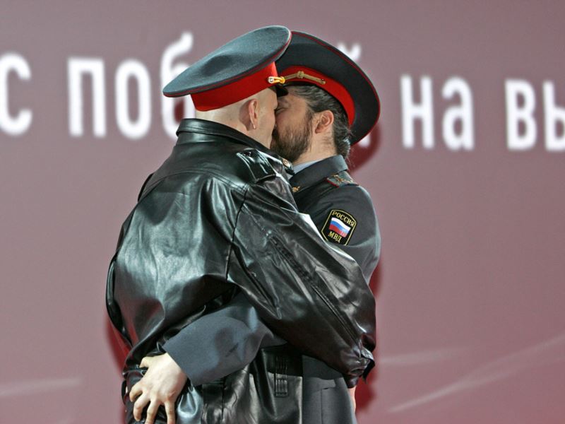 Геи Секс С Полицейским Русский